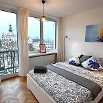 Wroc'love Haukego Bosaka Check-in 24h *