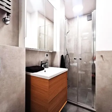 Wroc'love Haukego Bosaka Check-in 24h ורוצלב