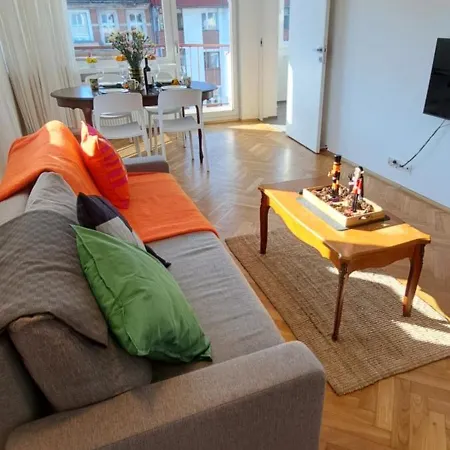 Wroc'love Haukego Bosaka Check-in 24h *