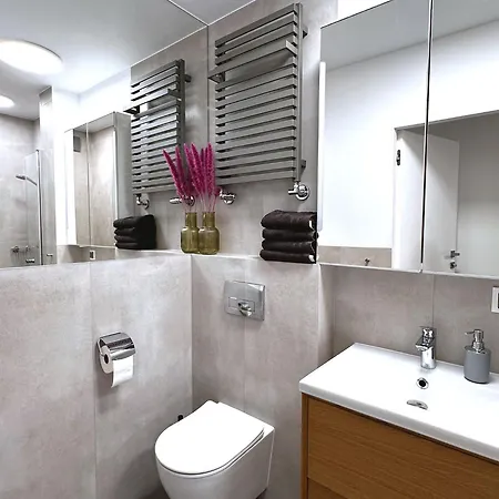 Wroc'love Haukego Bosaka Check-in 24h