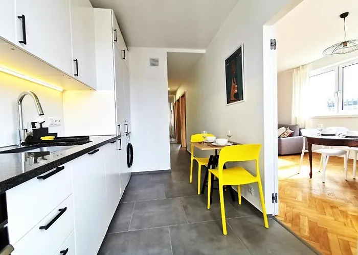 Wroc'love Haukego Bosaka Check-in 24h *