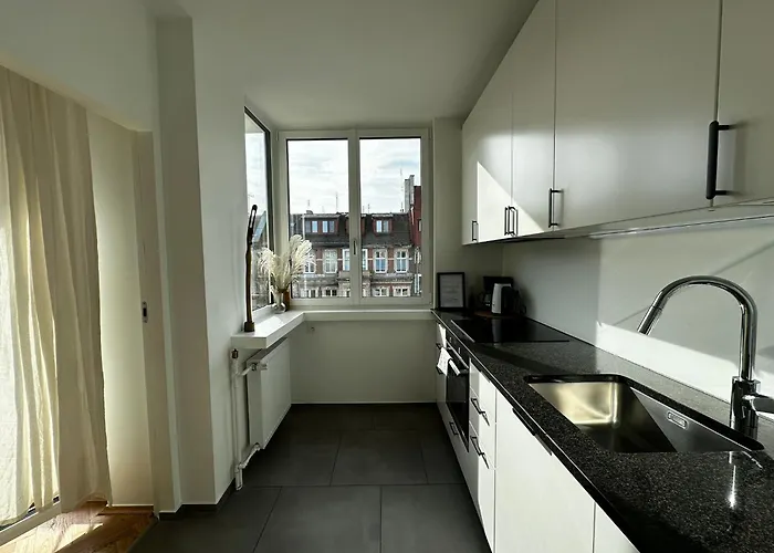 Wroc'love Haukego Bosaka Check-in 24h